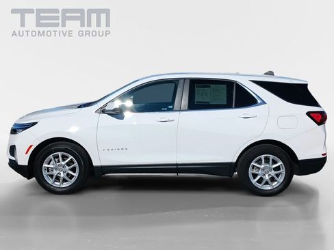 Used 2024 Chevrolet Equinox LT w/ LPO, Floor Liner Package image 4