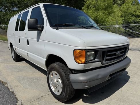 Used 2007 Ford E-150 and Econoline 150 image 7