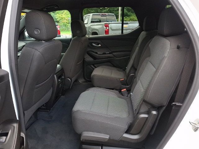 Used 2023 Chevrolet Traverse LT AWD/4WD image 19