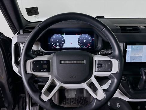 Used 2024 Land Rover Defender 110 X-Dynamic SE image 12