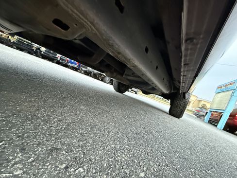 Used 2010 Toyota Tundra 2WD Double Cab image 32