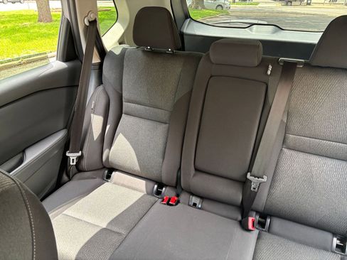Used 2025 Nissan Rogue SV FWD image 34