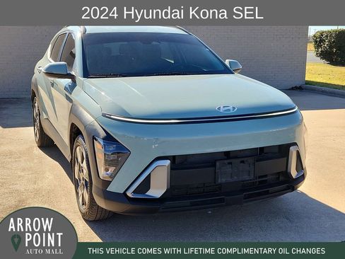 Used 2024 Hyundai Kona SEL image 3