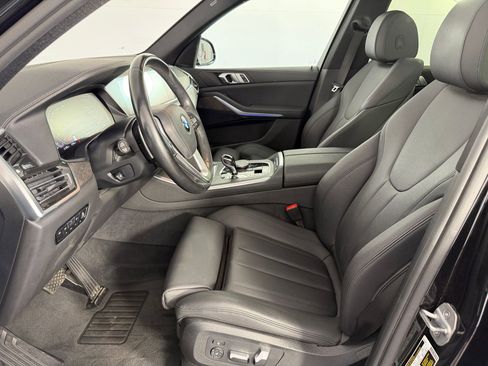 Used 2019 BMW X5 xDrive40i w/ Premium Package 2 AWD/4WD image 5