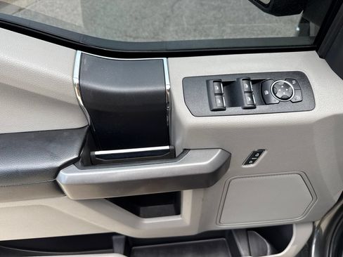 Used 2020 Ford F150 XLT AWD/4WD image 24