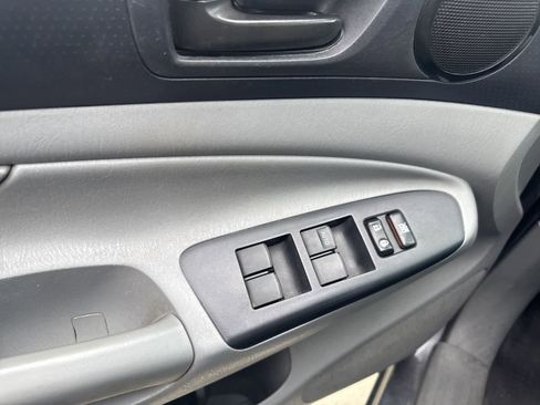 Used 2013 Toyota Tacoma PreRunner w/ Convenience Pkg image 19