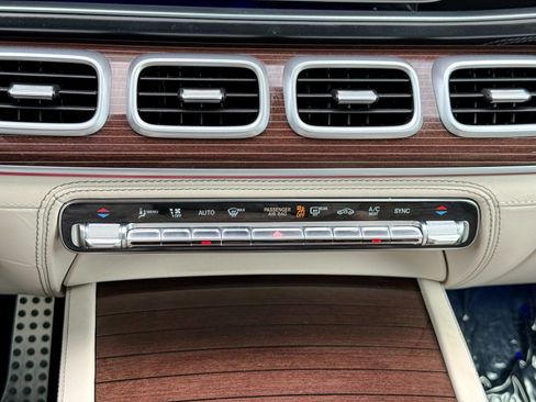 Used 2023 Mercedes-Benz GLS 63 AMG 4MATIC image 26