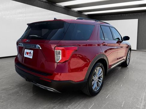 Used 2022 Ford Explorer XLT w/ Equipment Group 202A RWD image 5