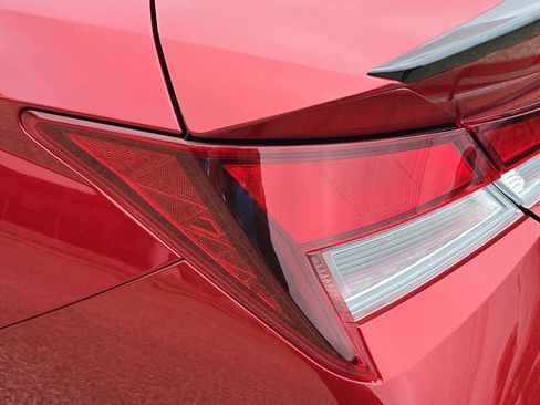Certified 2026 Hyundai Elantra Sport FWD image 31