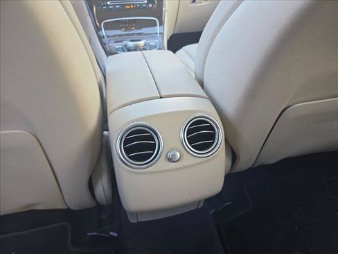 Used 2017 Mercedes-Benz GLC 300 4MATIC image 13