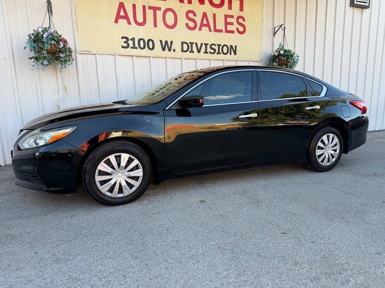 Used 2017 Nissan Altima 2.5 S w/ Power Driver Seat Package FWD image 8