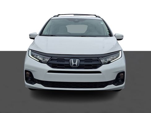 Certified 2026 Honda Odyssey EX-L image 2