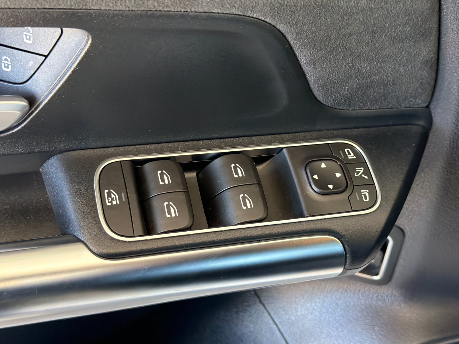Used 2021 Mercedes-Benz GLA 250 4MATIC image 12