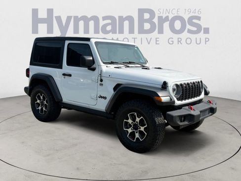 Used 2019 Jeep Wrangler Sport image 1