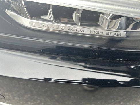 Certified 2025 Volvo S90 T8 Plus image 6