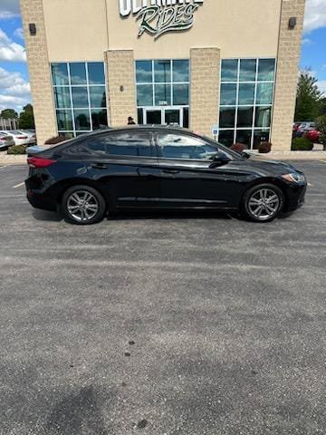 Used 2017 Hyundai Elantra Value Edition FWD image 1