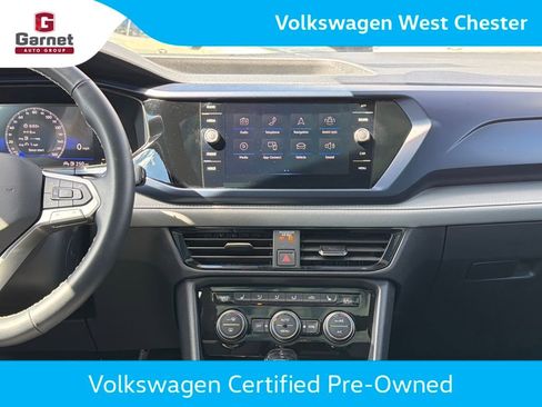 Certified 2024 Volkswagen Taos SE AWD/4WD image 18