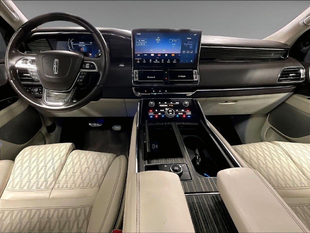 Used 2022 Lincoln Navigator L Black Label AWD/4WD image 22