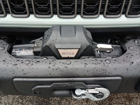 Used 2024 Jeep Wrangler Unlimited Rubicon 392 image 15