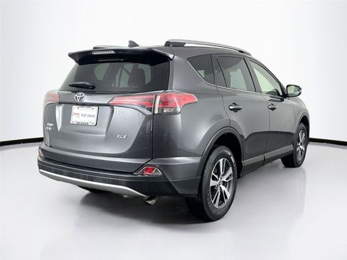 Used 2016 Toyota RAV4 XLE image 6