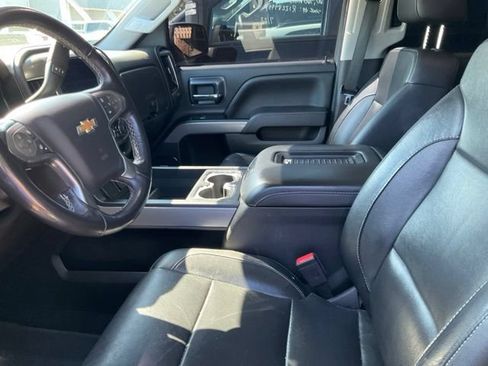 Used 2018 Chevrolet Silverado 1500 LTZ Z71 w/ LTZ Plus Package AWD/4WD image 11