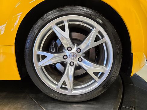Used 2009 Nissan 370Z Touring w/ Sport Pkg RWD image 24