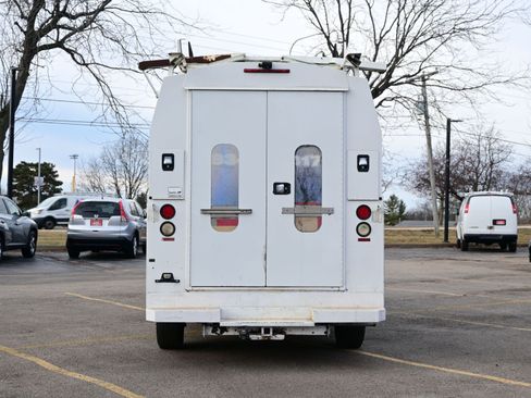 Used 2017 Ford E-350 and Econoline 350 Super Duty w/ Power Windows & Locks Group image 7