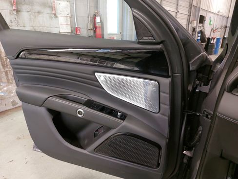 Used 2023 Maserati Grecale GT image 29