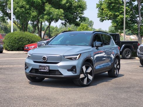 Certified 2023 Volvo XC40 Recharge Ultimate w/ Protection Package Premier AWD/4WD image 2