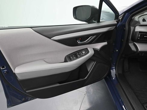 Used 2025 Subaru Legacy Premium AWD/4WD image 10