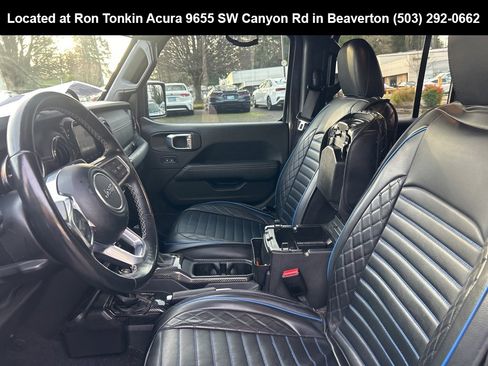 Used 2022 Jeep Wrangler Unlimited Sahara image 10