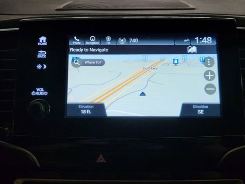 Used 2019 Honda Pilot Touring image 16