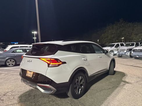 Used 2023 Kia Sportage SX image 40