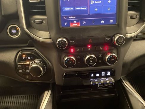 Used 2022 RAM 1500 Big Horn AWD/4WD image 13