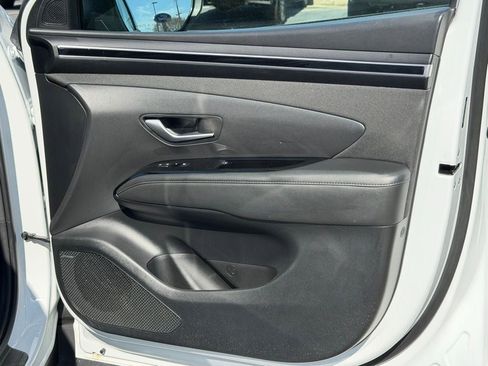 Used 2022 Hyundai Tucson Limited image 18