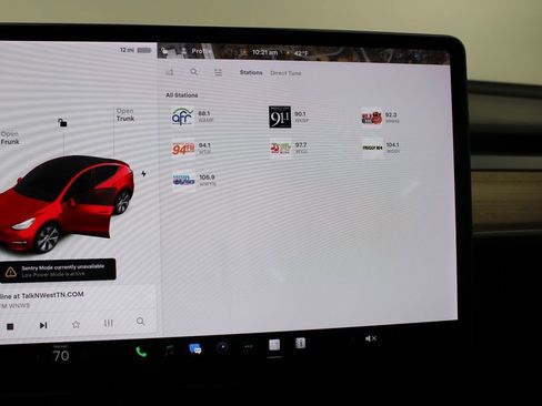 Used 2021 Tesla Model Y Long Range image 40