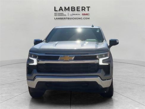 Used 2023 Chevrolet Silverado 1500 LT image 2