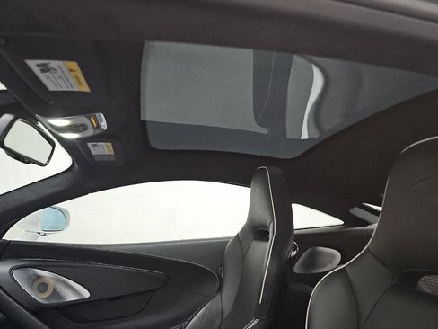 Used 2023 McLaren GT RWD image 7