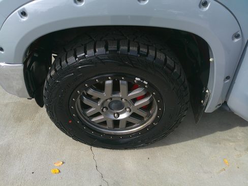 Used 2019 Toyota Tundra SR5 image 16