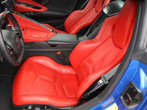 Used 2023 Chevrolet Corvette Stingray Preferred Conv w/ Stealth Interior Trim Package RWD image 15