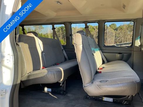 Used 2016 Chevrolet Express 3500 LT w/ LT Preferred Equipment Group image 4