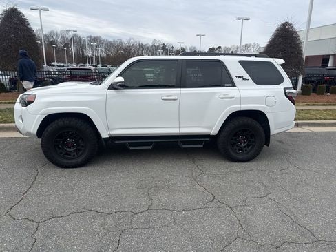 Used 2020 Toyota 4Runner TRD Off-Road Premium image 1