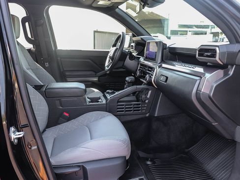 Certified 2026 Toyota Tacoma SR5 AWD/4WD image 20