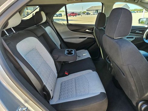 Used 2024 Chevrolet Equinox LT image 33