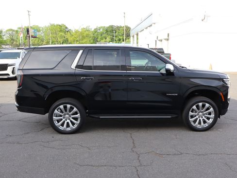 Used 2025 Chevrolet Tahoe Premier image 11