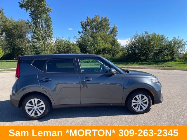 Used 2020 Kia Soul LX FWD image 2