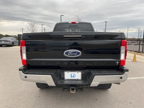 Used 2017 Ford F350 Lariat w/ Lariat Ultimate Package image 5