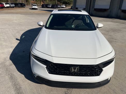Used 2023 Honda Accord EX image 14