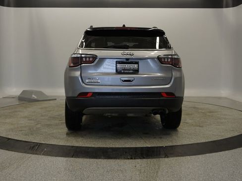 Certified 2018 Jeep Compass Limited image 6