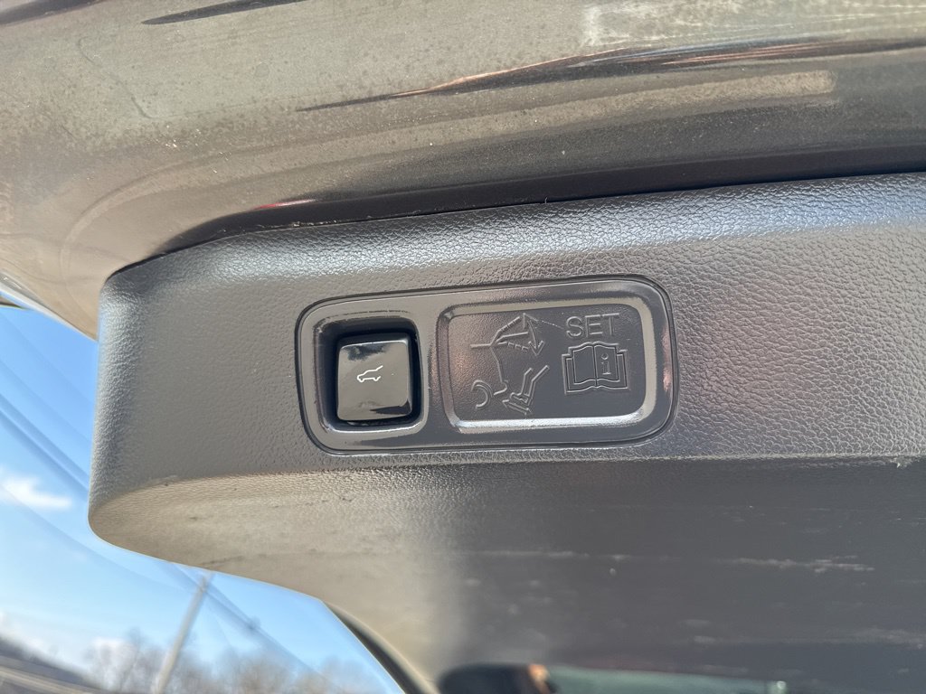 Used 2024 Ford Expedition Limited AWD/4WD image 57